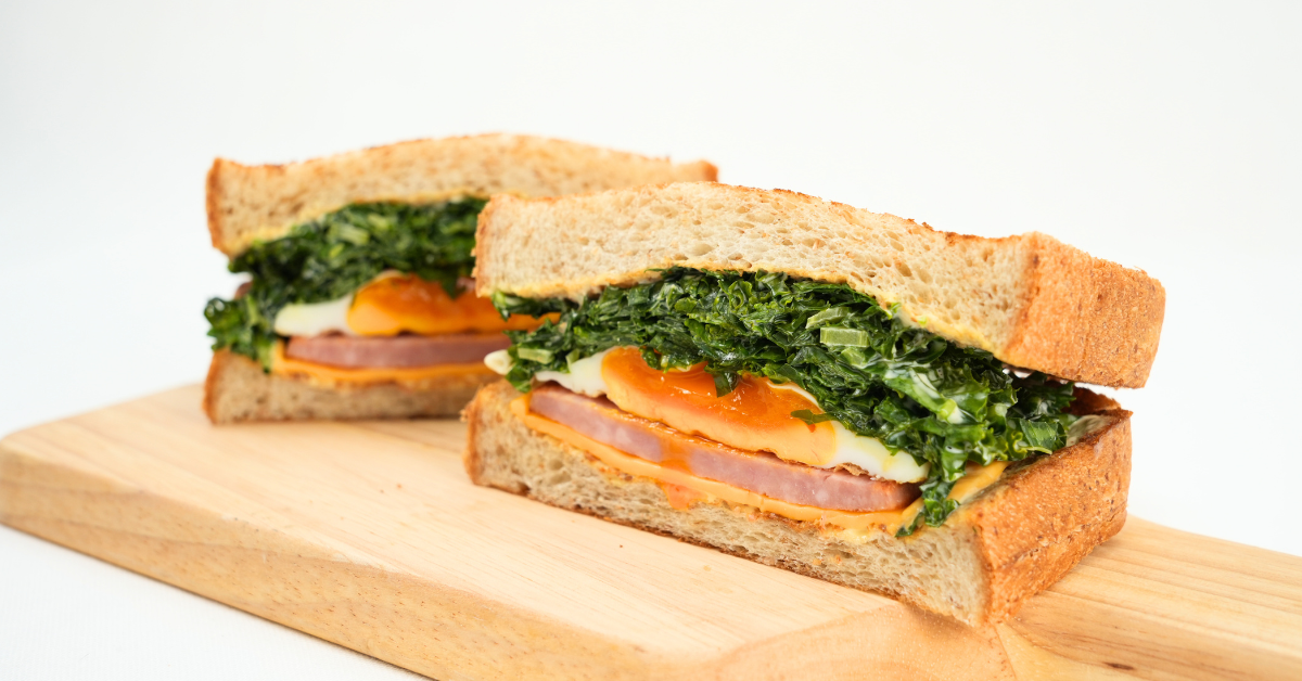 【カリーノケール】ボリューム&栄養満点のホットサンド!