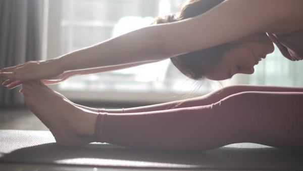 偏頭痛を何とかしたい！慢性疲労を楽にするストレッチ法