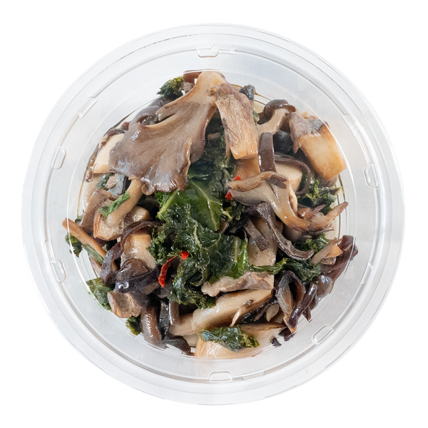 ケールと味わう4種のきのこのアンチョビマリネ