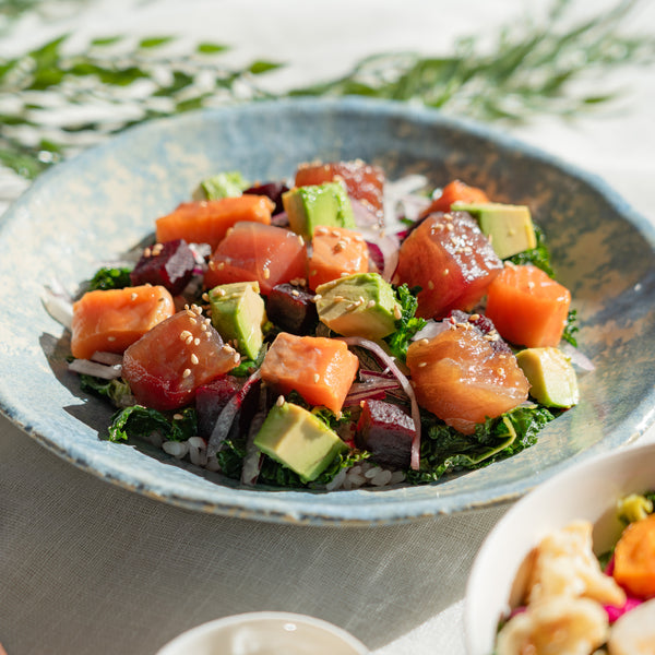 雑穀米と海鮮＆アボカドのライスボウル